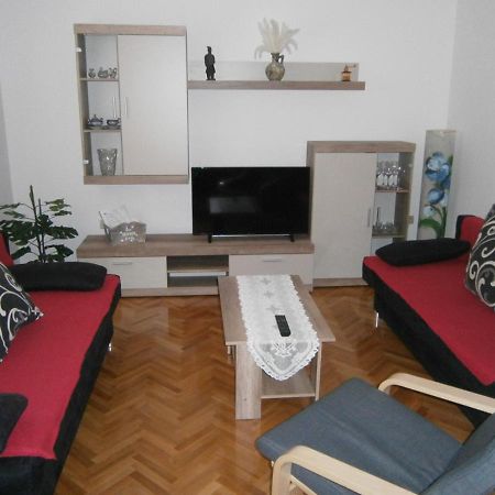 Apartmani Vrljicak 오미스 외부 사진