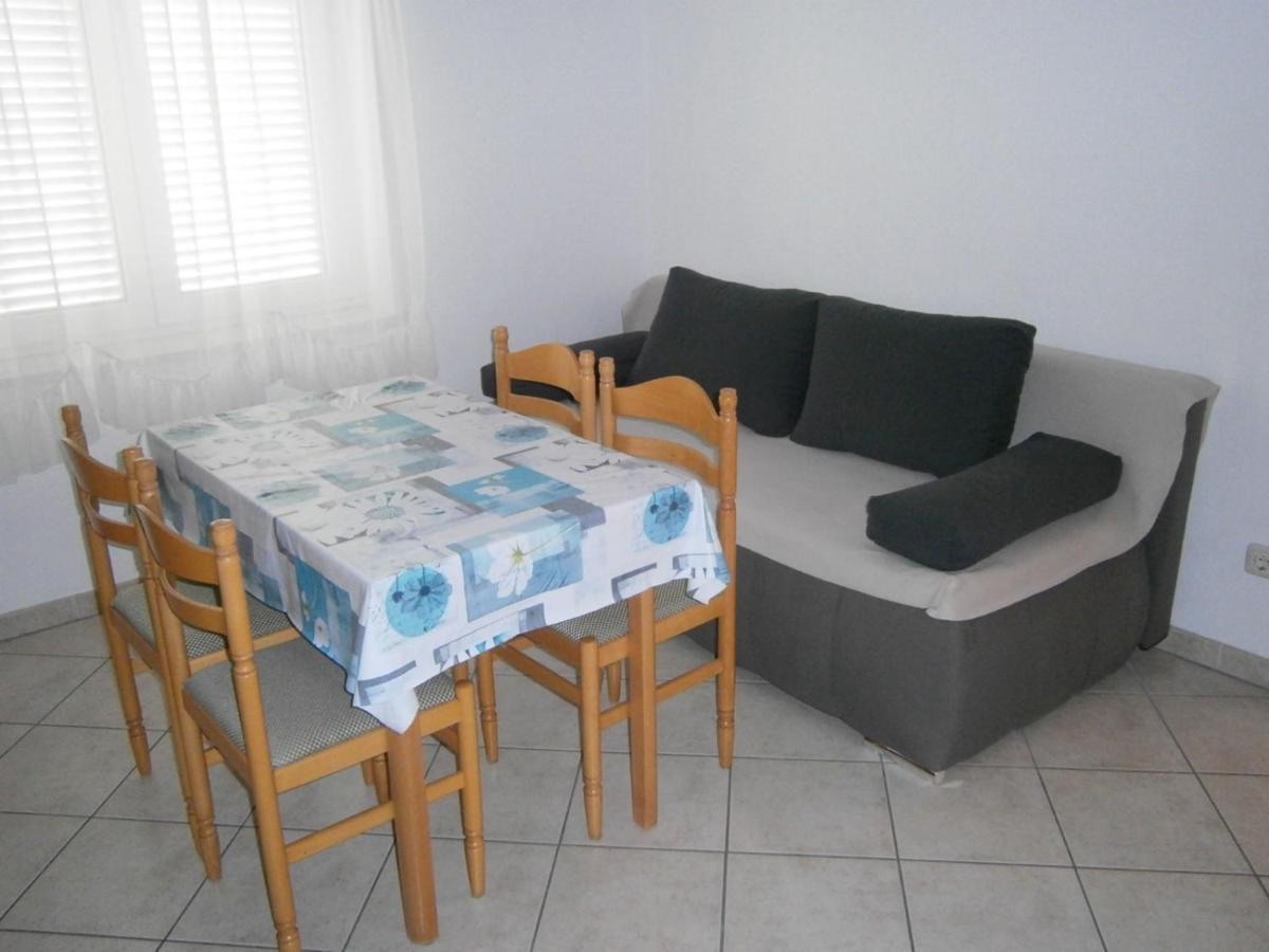 Apartmani Vrljicak 오미스 외부 사진
