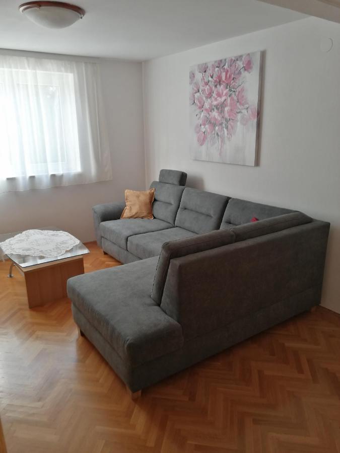 Apartmani Vrljicak 오미스 외부 사진