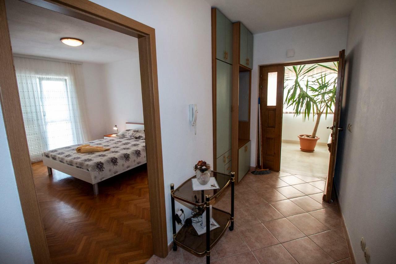 Apartmani Vrljicak 오미스 외부 사진