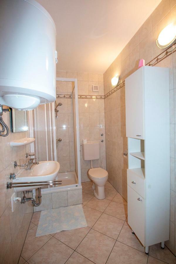 Apartmani Vrljicak 오미스 외부 사진