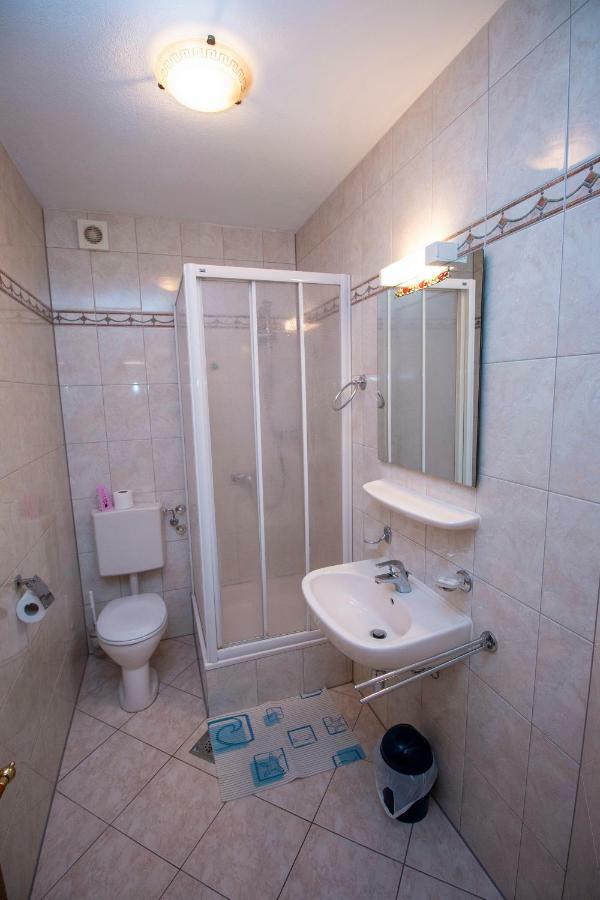 Apartmani Vrljicak 오미스 외부 사진
