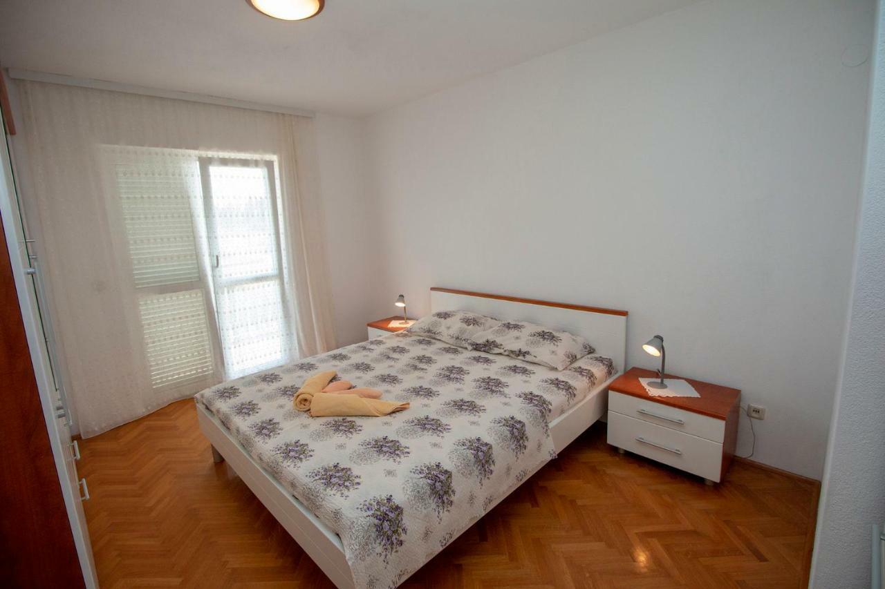 Apartmani Vrljicak 오미스 외부 사진